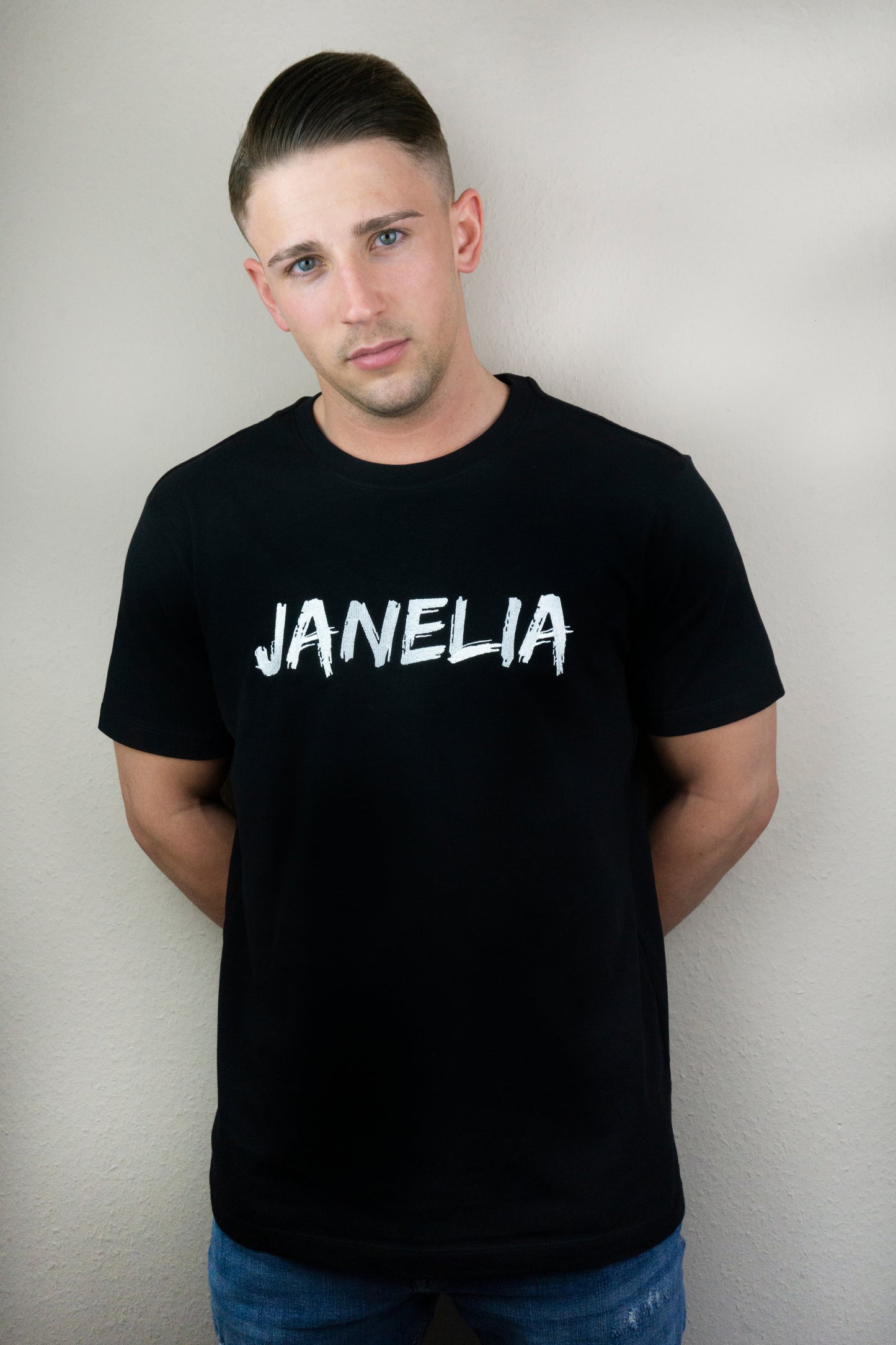 JANELIA T-Shirt UNISEX